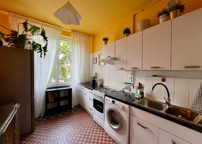 Duze, Sloneczne I Spokojne Dwupokojowe Mieszkanie W Centrum Miasta Breslau